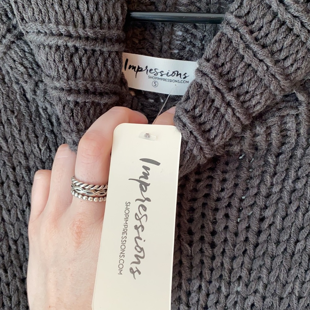 NWT chunky knit turtleneck sweater - Picture 2 of 2